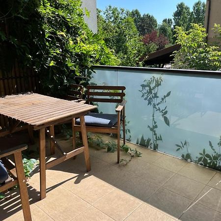 Apartament 2 Camere Nordului ブカレスト エクステリア 写真